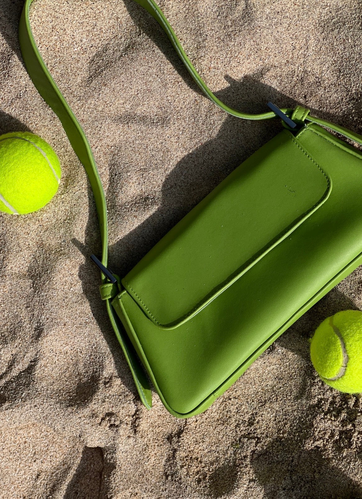 Carry-All Shoulder Bags